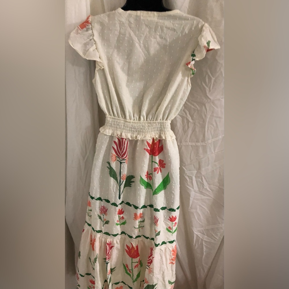 Cream multi floral‎ v-neck ruffled shoulder smocked dress size Small brand new - Picture 10 of 16